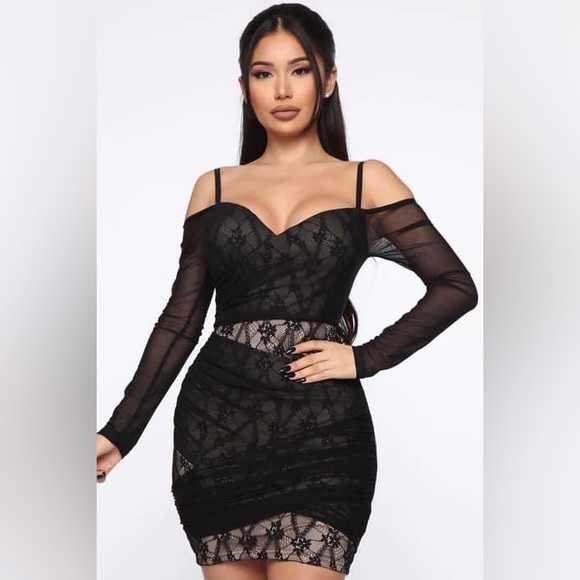 Fashion Nova Dresses & Skirts - Fashion Nova Lace/ Nude Nightclub Dress Size XL
